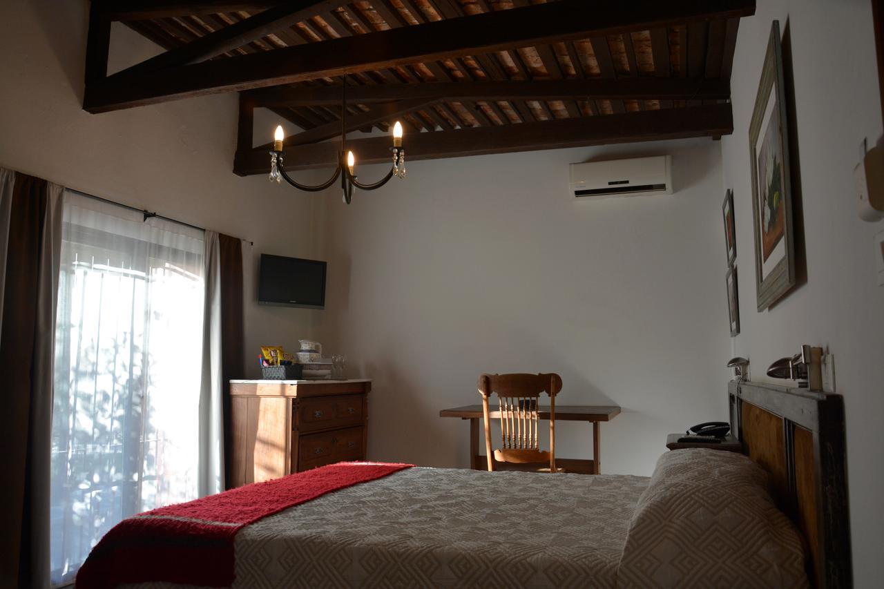 Hotel Posada La Comandancia Melo Extérieur photo
